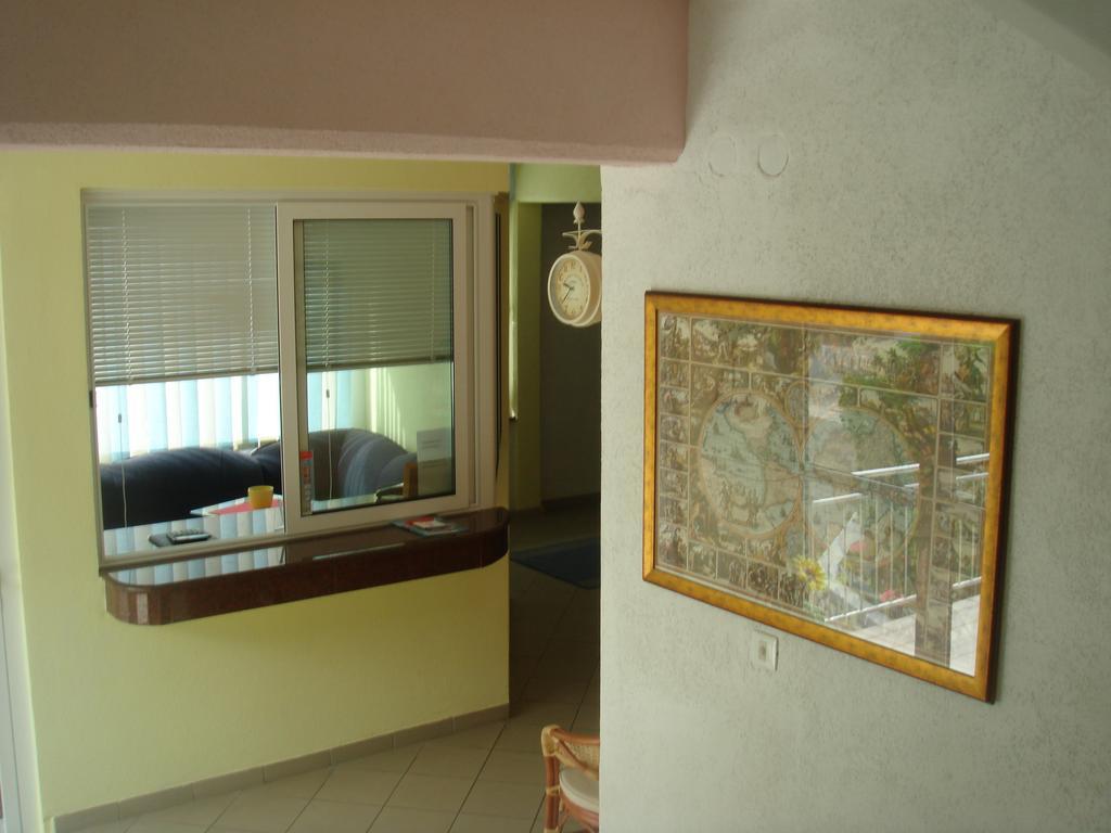 Aparthotel Pecic กราดัซ ภายนอก รูปภาพ