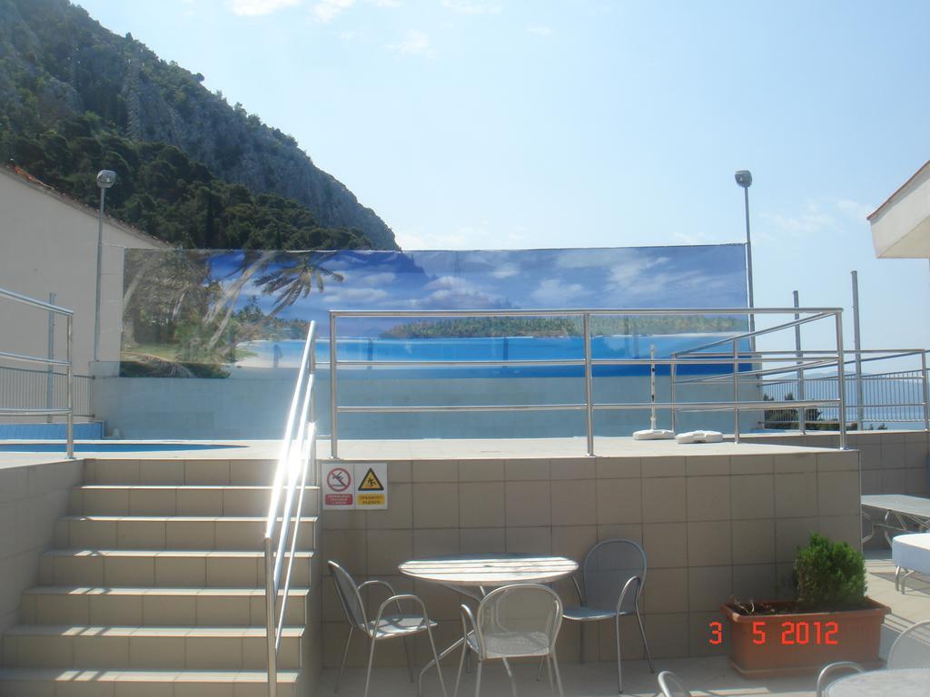 Aparthotel Pecic กราดัซ ภายนอก รูปภาพ