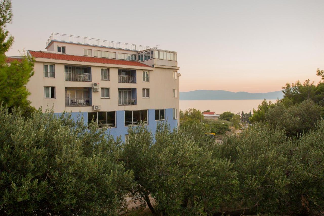 Aparthotel Pecic กราดัซ ภายนอก รูปภาพ
